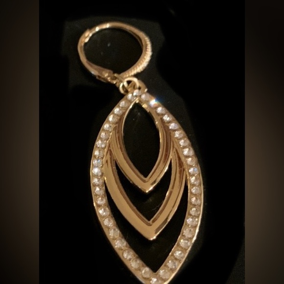 Drop Earrings • Costume Jewelry • wedding jewelry •  “diamonds” & “yellow” - Picture 5 of 12